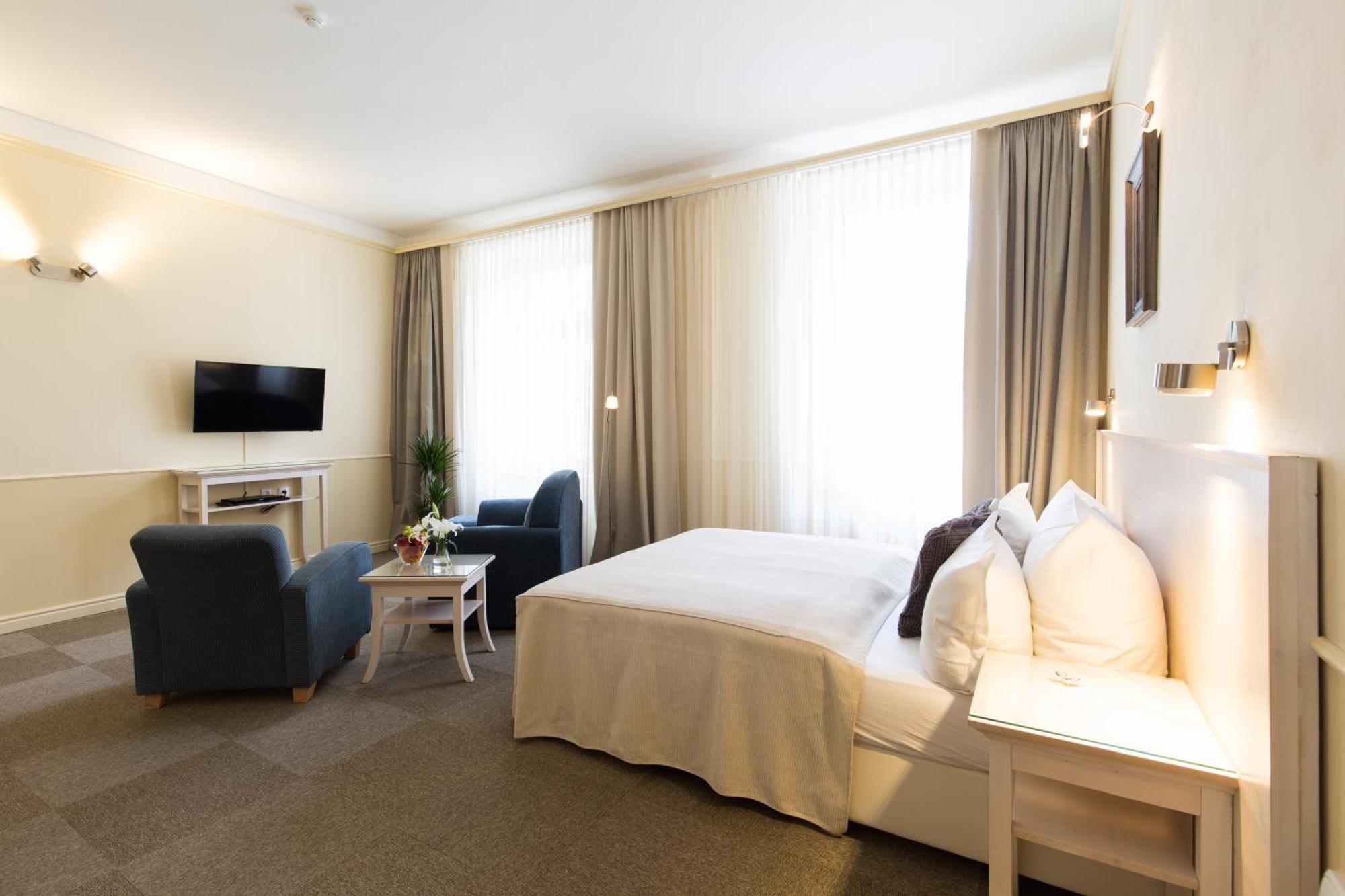 Unitas Hotel Prague Ngoại thất bức ảnh