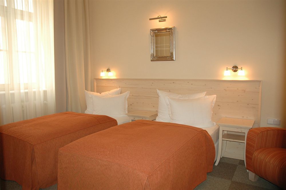 Unitas Hotel Prague Ngoại thất bức ảnh