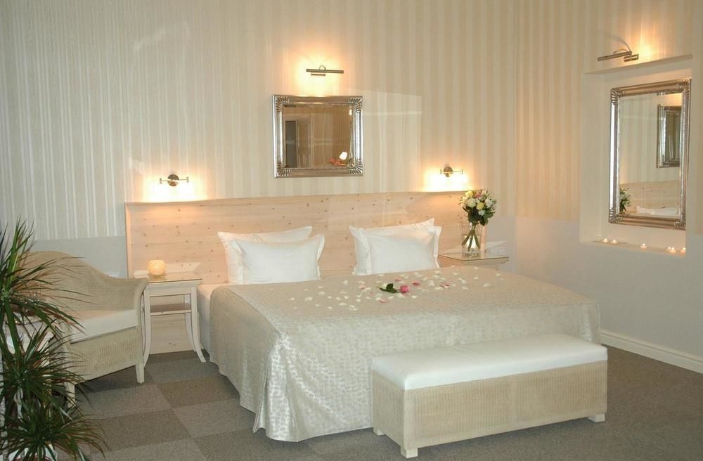 Unitas Hotel Prague Ngoại thất bức ảnh