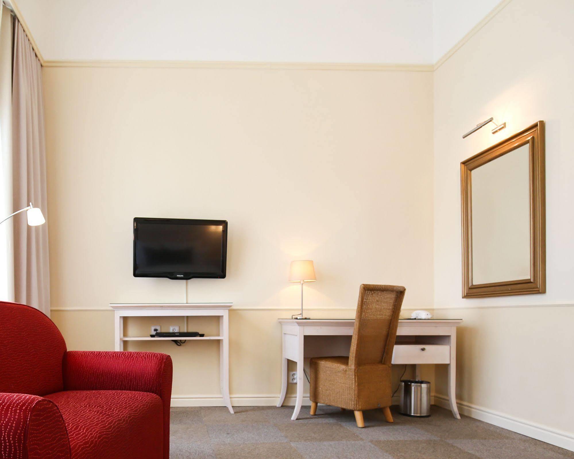 Unitas Hotel Prague Ngoại thất bức ảnh